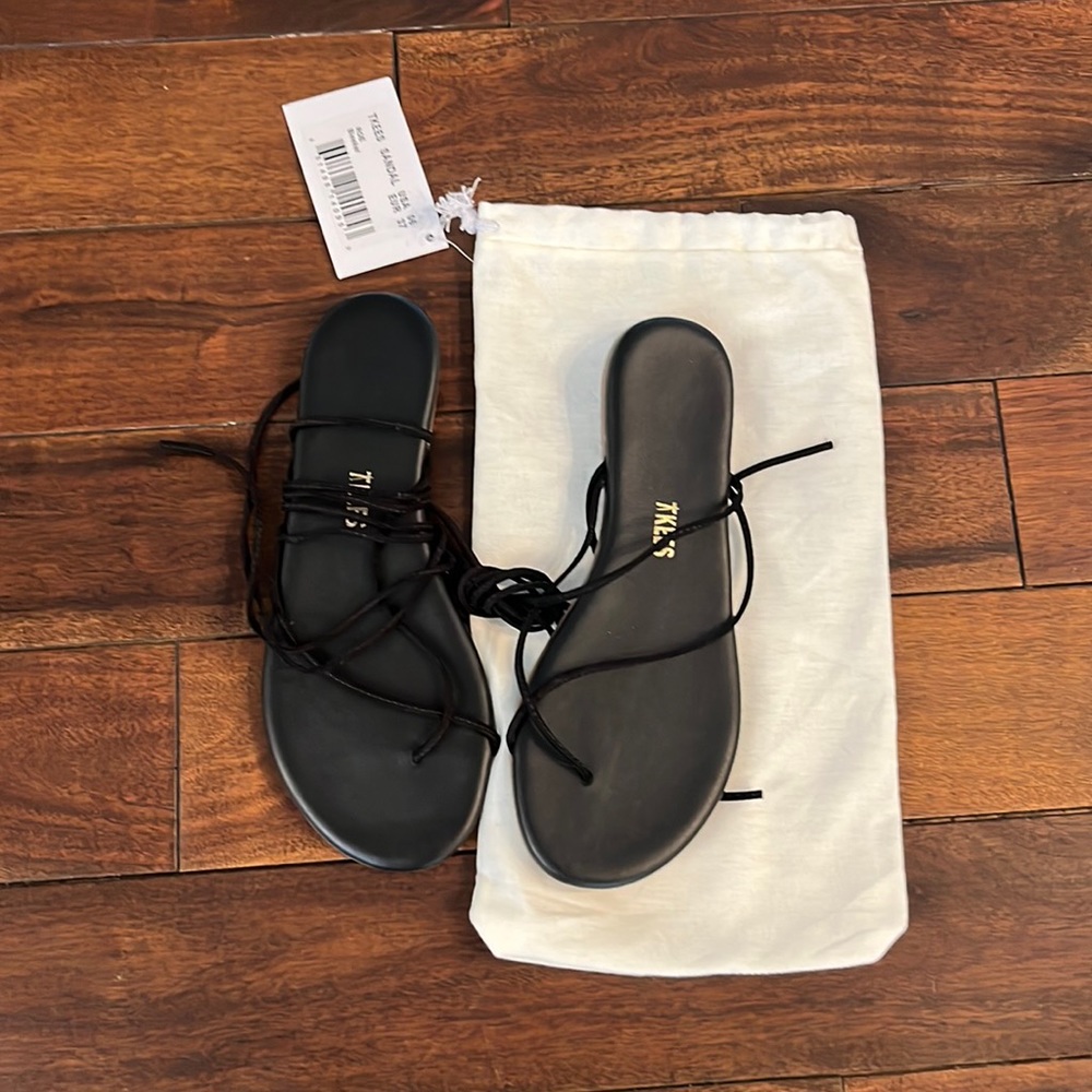 Tkees sandals
